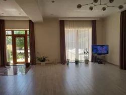 Добротний сучасний будинок в фото 19 Добротний сучасний будинок в фото 19