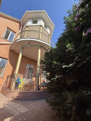 Продам розкішний будинок у с. Фонтанка фото 1 Продам розкішний будинок у с. Фонтанка фото 1