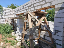Недобудова на просторій ділянці в місті фото 9 Недобудова на просторій ділянці в місті фото 9