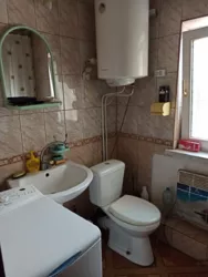 Дуже добротний затишний будинок у Новій Дофінівці фото 9 Дуже добротний затишний будинок у Новій Дофінівці фото 9