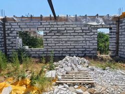 Недобудова на просторій ділянці в місті фото 12 Недобудова на просторій ділянці в місті фото 12