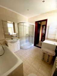 ������� 170 ��.�. � ������������� ������. 155 000$ ���� 7