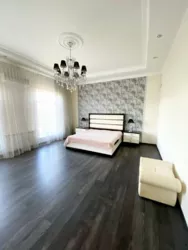 ������� 170 ��.�. � ������������� ������. 155 000$ ���� 18