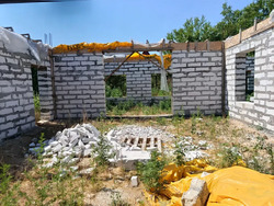 Недобудова на просторій ділянці в місті фото 2 Недобудова на просторій ділянці в місті фото 2