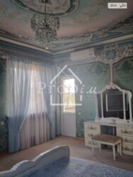 ������ 2 ����������� ������� 310 �2 � ������� � ������� �� 12 ����� ������ ���� 15