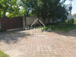 ������ 2 ����������� ������� 310 �2 � ������� � ������� �� 12 ����� ������ ���� 7