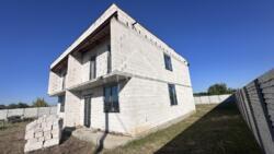 ������ ������� ������� ĳ� �������� 92 �2 ��� %% ���� 5