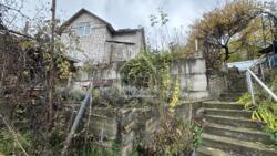 ������ ������� 100 �2 ��� ���� ���� ������ 32 ����� ���� 12