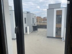 Продаж 3 поверхового таунхауса з ділянкою на 1.5 сотки фото 10 Продаж 3 поверхового таунхауса з ділянкою на 1.5 сотки фото 10