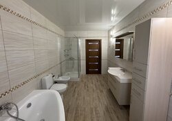 Продаж 1 поверхового будинку з ділянкою на 4.5 сотки, 205 кв. м, 3 кімнати. Біля костелу ліва сторона. фото 6 Продаж 1 поверхового будинку з ділянкою на 4.5 сотки, 205 кв. м, 3 кімнати. Біля костелу ліва сторона. фото 6