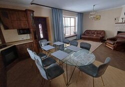 Продаж 2 поверхового будинку з ділянкою на 8 соток фото 12 Продаж 2 поверхового будинку з ділянкою на 8 соток фото 12