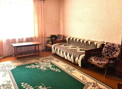 Продається частина будинку з власним двором, садом та гаражем, на перехресті з 2 проїздом Мазепи,13 фото 3 Продається частина будинку з власним двором, садом та гаражем, на перехресті з 2 проїздом Мазепи,13 фото 3