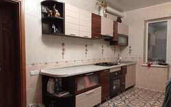 Продаж 2 поверхового будинку з верандою і ділянкою на 5 соток, 150 кв. м. Від нового АТБ вниз 200 м. фото 9 Продаж 2 поверхового будинку з верандою і ділянкою на 5 соток, 150 кв. м. Від нового АТБ вниз 200 м. фото 9