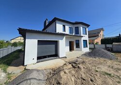 Продаж 2 поверхового будинку з ділянкою на 9 соток, 240 кв. м фото 3 Продаж 2 поверхового будинку з ділянкою на 9 соток, 240 кв. м фото 3