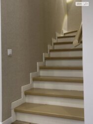 ������ 2 ����������� �������� � ������� �� 3.7 �����, 134.11 ��. �, 3 ������, �� 3-� ��. ������������� ���� 19