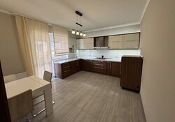 Продаж 1 поверхового будинку з ділянкою на 4.5 сотки, 205 кв. м, 3 кімнати. Біля костелу ліва сторона. фото 3 Продаж 1 поверхового будинку з ділянкою на 4.5 сотки, 205 кв. м, 3 кімнати. Біля костелу ліва сторона. фото 3