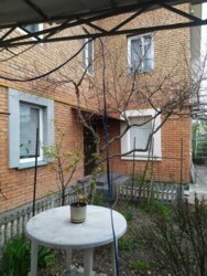Продаю частину 2-х поверхового будинку на Старому місті фото 2 Продаю частину 2-х поверхового будинку на Старому місті фото 2