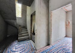 Продаж 2 поверхового будинку з ділянкою на 4 сотки фото 13 Продаж 2 поверхового будинку з ділянкою на 4 сотки фото 13