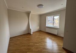 Продаж 1 поверхового будинку з ділянкою на 4.5 сотки, 205 кв. м, 3 кімнати. Біля костелу ліва сторона. фото 11 Продаж 1 поверхового будинку з ділянкою на 4.5 сотки, 205 кв. м, 3 кімнати. Біля костелу ліва сторона. фото 11