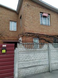 Продаю частину 2-х поверхового будинку на Старому місті фото 1 Продаю частину 2-х поверхового будинку на Старому місті фото 1