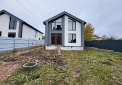 Продаж 2 поверхового будинку з ділянкою на 4 сотки фото 2 Продаж 2 поверхового будинку з ділянкою на 4 сотки фото 2
