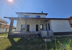 Продаж 2 поверхового будинку з ділянкою на 9 соток, 240 кв. м фото 17 Продаж 2 поверхового будинку з ділянкою на 9 соток, 240 кв. м фото 17