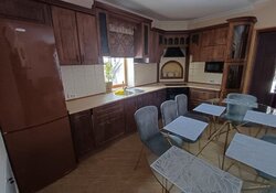 Продаж 2 поверхового будинку з ділянкою на 8 соток фото 13 Продаж 2 поверхового будинку з ділянкою на 8 соток фото 13