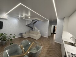 Продаж стильного дуплексу з якісним ремонтом та меблями. Ріелторам не турбувати!!!! фото 5 Продаж стильного дуплексу з якісним ремонтом та меблями. Ріелторам не турбувати!!!! фото 5