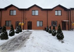 Продаж 2 поверхового таунхауса з ділянкою на 1.5 сотки, 90 кв. м, 3 кімнати фото 1 Продаж 2 поверхового таунхауса з ділянкою на 1.5 сотки, 90 кв. м, 3 кімнати фото 1