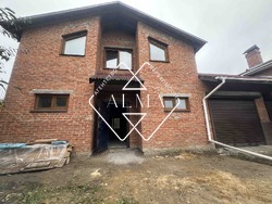 Продаж 2 поверхового будинку фото 1 Продаж 2 поверхового будинку фото 1