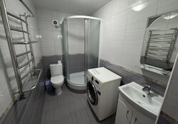 Продаж 1 поверхового будинку з ділянкою на 4.5 сотки, 205 кв. м, 3 кімнати. Біля костелу ліва сторона. фото 9 Продаж 1 поверхового будинку з ділянкою на 4.5 сотки, 205 кв. м, 3 кімнати. Біля костелу ліва сторона. фото 9