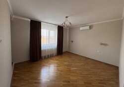 Продаж 1 поверхового будинку з ділянкою на 4.5 сотки, 205 кв. м, 3 кімнати. Біля костелу ліва сторона. фото 10 Продаж 1 поверхового будинку з ділянкою на 4.5 сотки, 205 кв. м, 3 кімнати. Біля костелу ліва сторона. фото 10