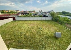 Продаж 3 поверхового будинку з верандою і ділянкою на 10 соток, 340 кв. м, 10 кімнат фото 7 Продаж 3 поверхового будинку з верандою і ділянкою на 10 соток, 340 кв. м, 10 кімнат фото 7