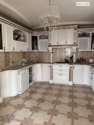 ������ 2 ����������� ������� � ������� � ������� �� 3 �����, 230 ��. �, 4 ������, �� ���. ������� ����������� ���� 9