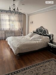 ������ 2 ����������� ������� � ������� � ������� �� 3 �����, 230 ��. �, 4 ������, �� ���. ������� ����������� ���� 5