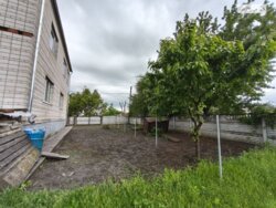 Продаж 2 поверхового будинку з ділянкою на 5 соток фото 3 Продаж 2 поверхового будинку з ділянкою на 5 соток фото 3