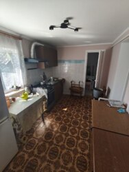 Продаж будинку з ремонтом у тихому районі біля лісу | 88 000 $ фото 12 Продаж будинку з ремонтом у тихому районі біля лісу | 88 000 $ фото 12