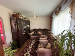 Продам затишний двоповерховий будинок 109 м2 з гаражем та теплицею фото 15 Продам затишний двоповерховий будинок 109 м2 з гаражем та теплицею фото 15