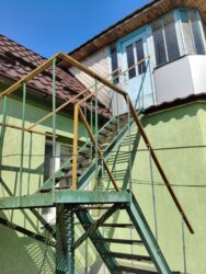 Продаж будинку з ремонтом у тихому районі біля лісу | 88 000 $ фото 2 Продаж будинку з ремонтом у тихому районі біля лісу | 88 000 $ фото 2