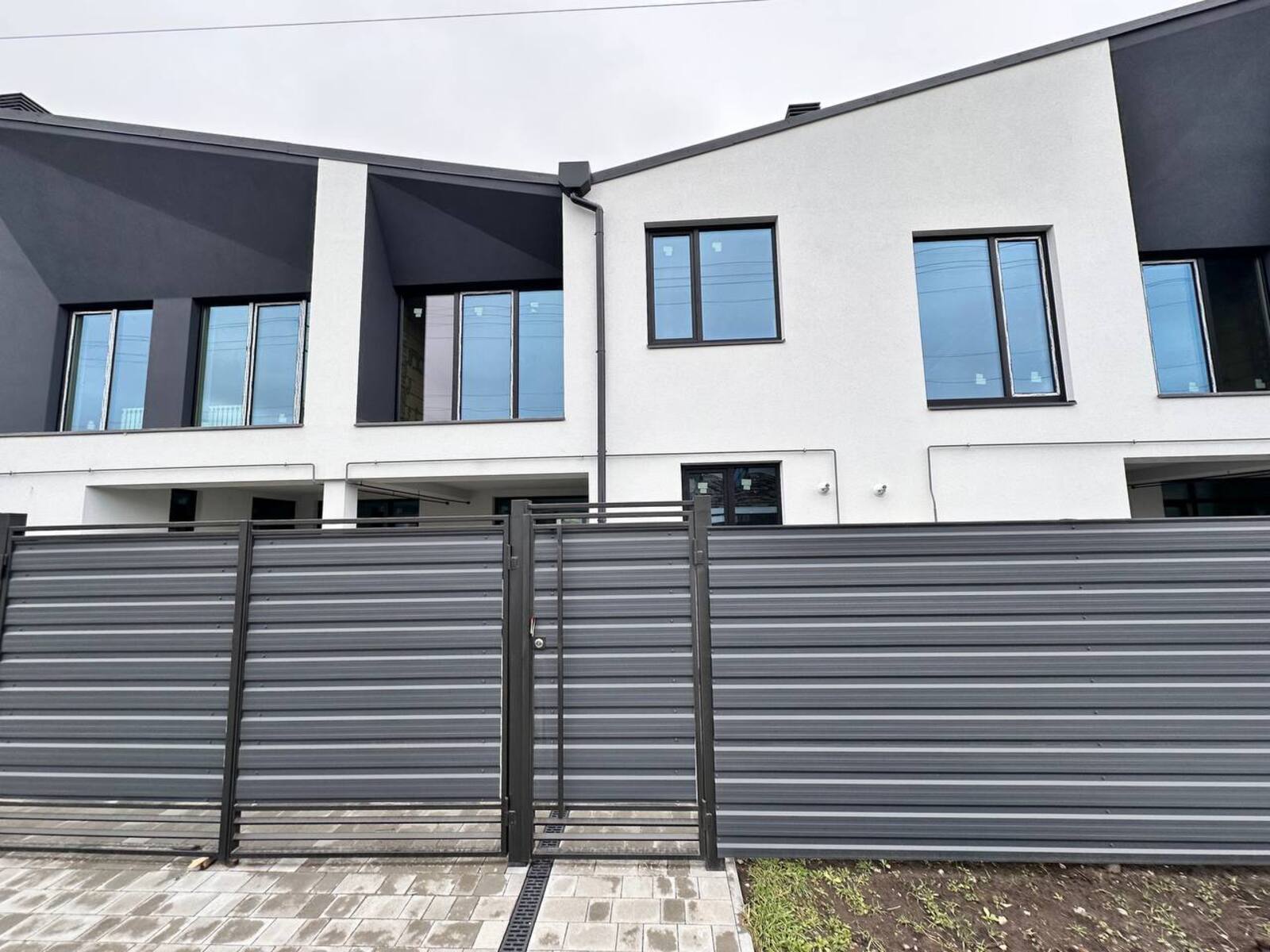 Продаж Біла Церква ТанХаус Фурсівська фото 1 Продаж Біла Церква ТанХаус Фурсівська фото 1