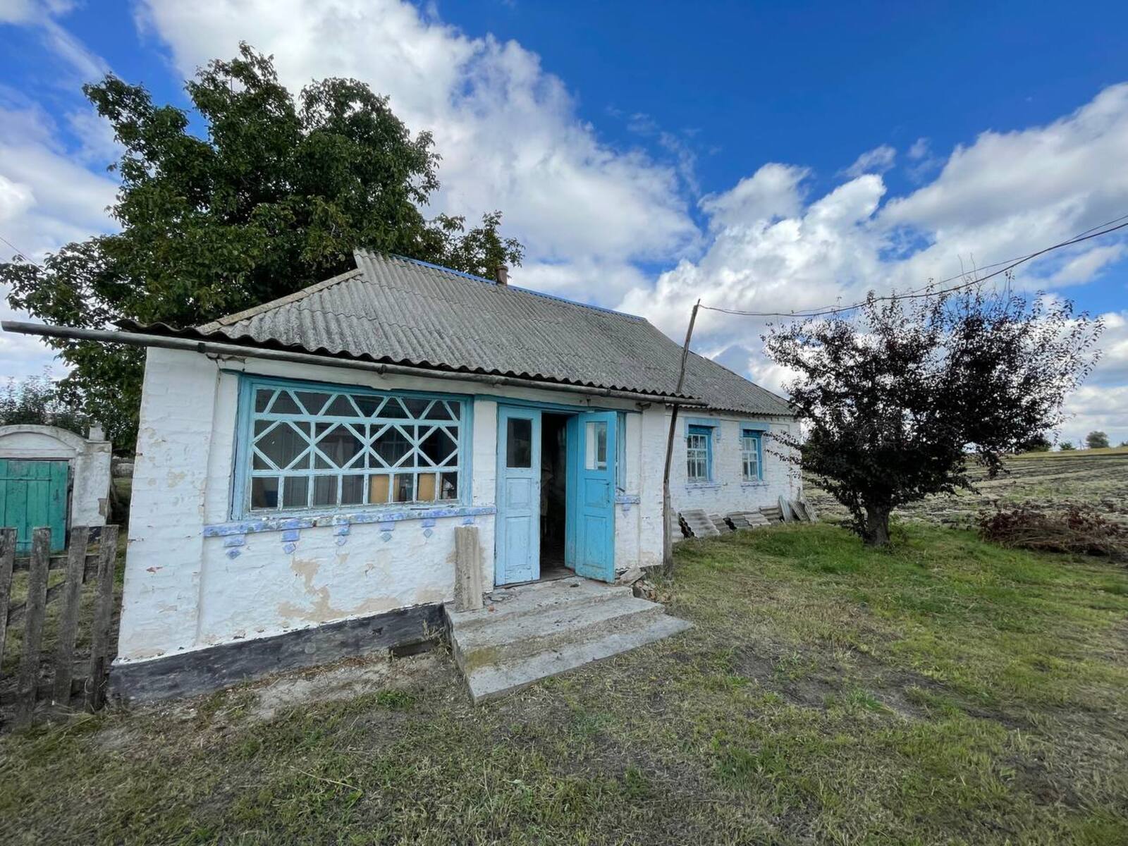 Продаж будинку, с.Яблунівка фото 1 Продаж будинку, с.Яблунівка фото 1