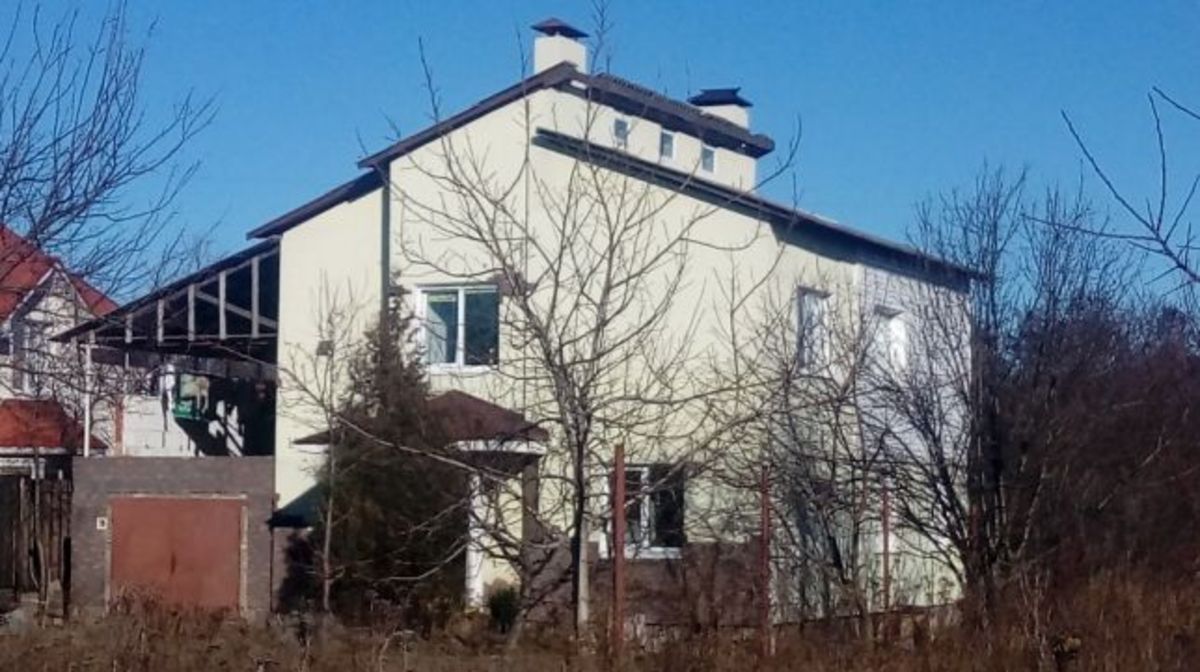 Продам дом в два этажа, с отличной планировкой. фото 1 Продам дом в два этажа, с отличной планировкой. фото 1