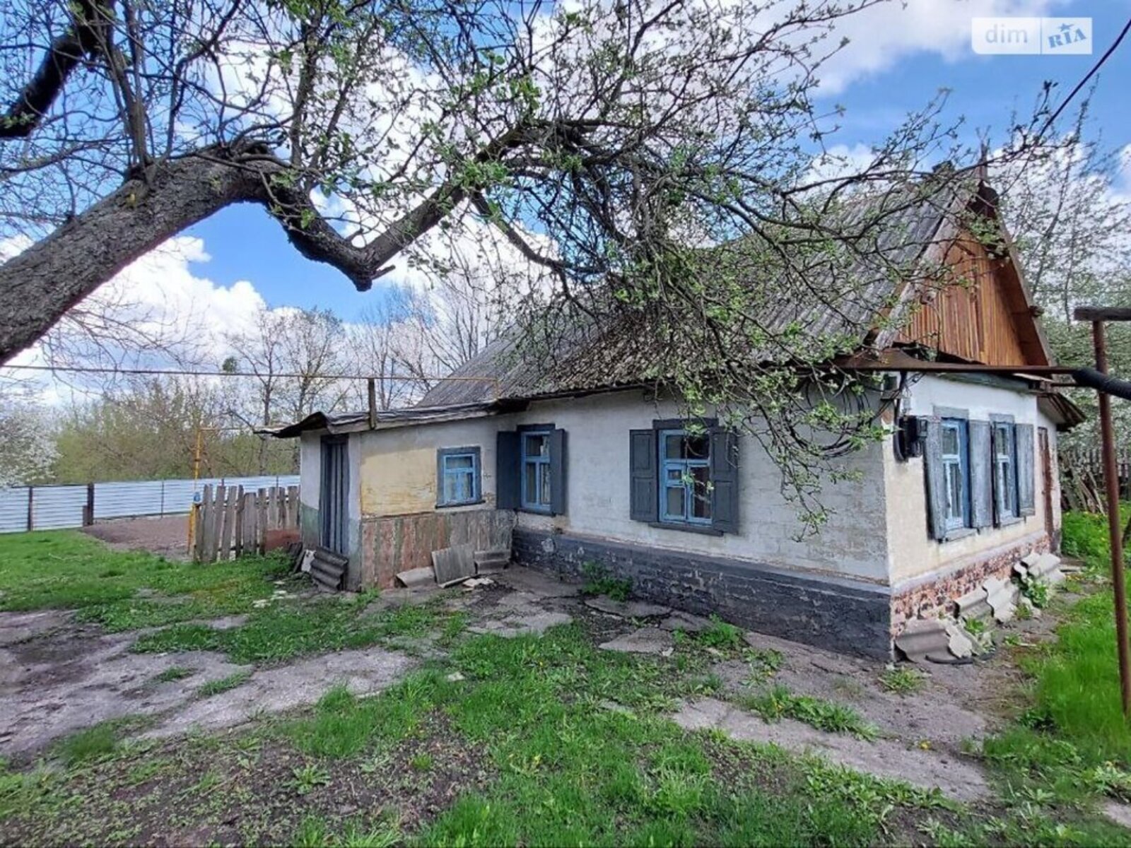 У продажу будинок з приватизованою земельною ділянкою в мальовничому місці м. Полтава фото 1 У продажу будинок з приватизованою земельною ділянкою в мальовничому місці м. Полтава фото 1
