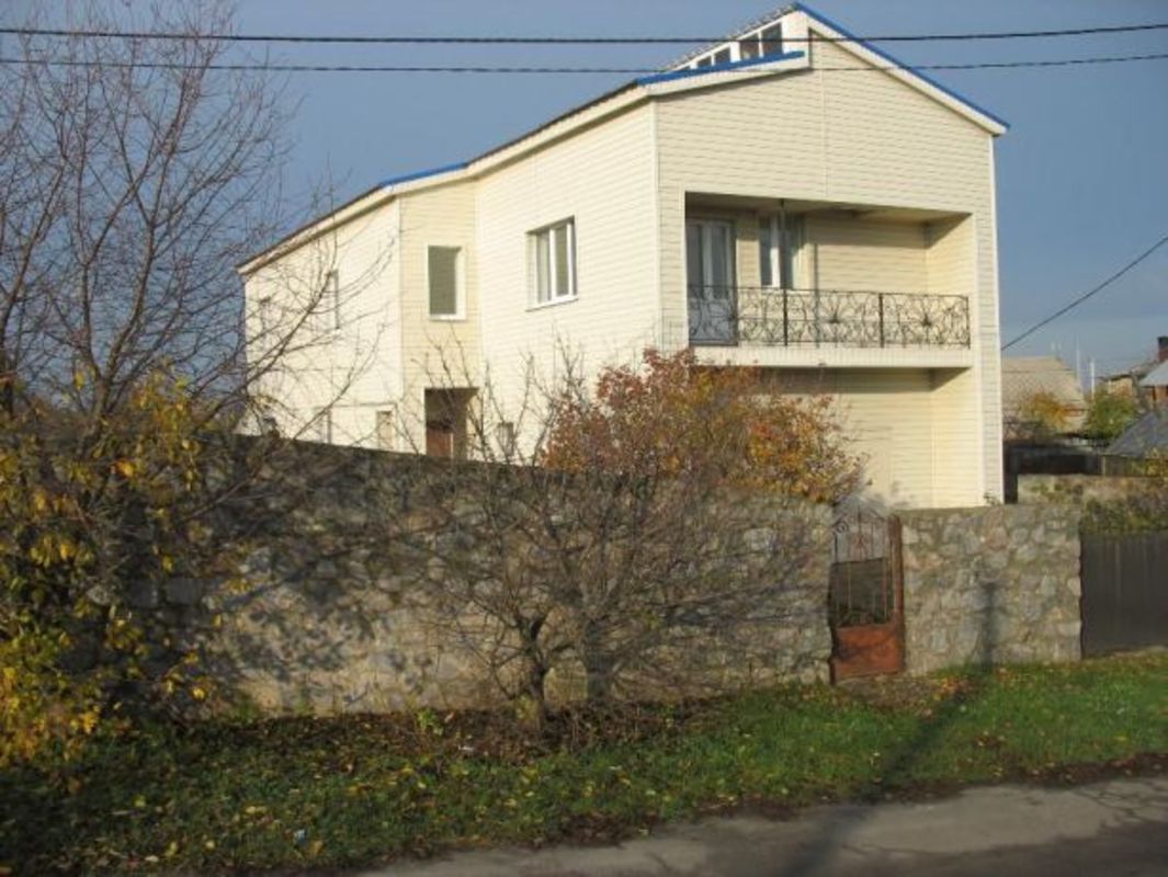 Продам двух этажный дом. № 22104392 фото 1 Продам двух этажный дом. № 22104392 фото 1