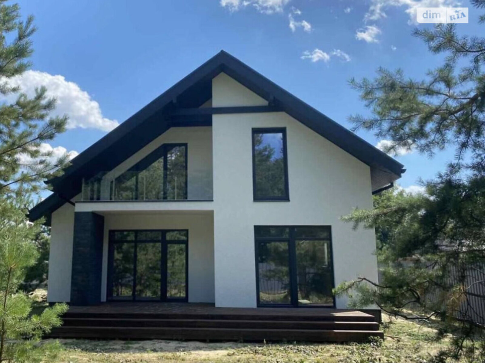 Продаж 2 поверхового будинку з верандою і ділянкою на 10 соток, 195 кв. м, 4 кімнати фото 1 Продаж 2 поверхового будинку з верандою і ділянкою на 10 соток, 195 кв. м, 4 кімнати фото 1