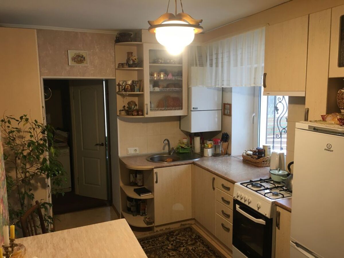 Продаж будинку в місті фото 1 Продаж будинку в місті фото 1