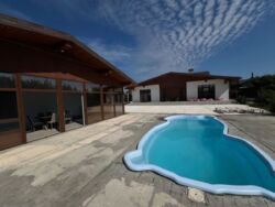 Продаж сучасного будинку з басейном Полтава фото 1 Продаж сучасного будинку з басейном Полтава фото 1