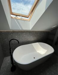 Продаж будинку у мальовничомі місті біля річки в місті фото 13 Продаж будинку у мальовничомі місті біля річки в місті фото 13