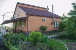 Продаж гарного комфортного будинку в Мильцях. 170 м2, 2 хвилини від Полтави фото 1 Продаж гарного комфортного будинку в Мильцях. 170 м2, 2 хвилини від Полтави фото 1