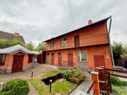 Без комісії! Продаж капітального будинку в Центрі міста – ідеально для життя чи бізнесу+додатково маємо своє укриття ! фото 21 Без комісії! Продаж капітального будинку в Центрі міста – ідеально для життя чи бізнесу+додатково маємо своє укриття ! фото 21